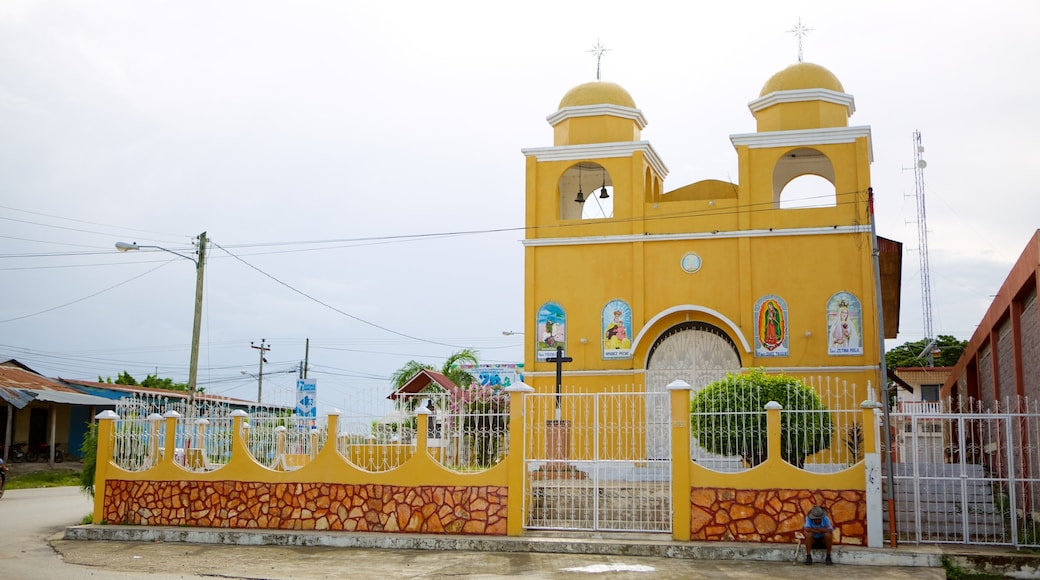 Santa Elena ofreciendo aspectos religiosos y una iglesia o catedral