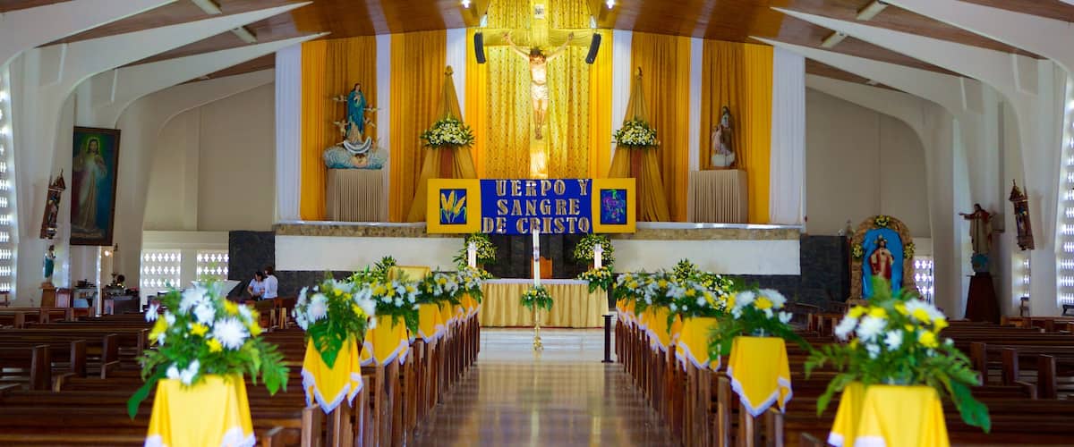Liberia which includes a church or cathedral, interior views and religious elements