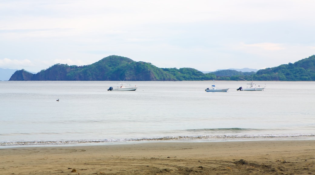 Playa Hermosa mit einem Strand