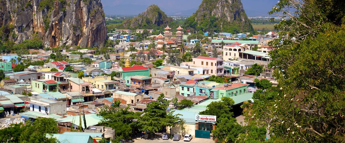 Da Nang which includes mountains, a city and landscape views