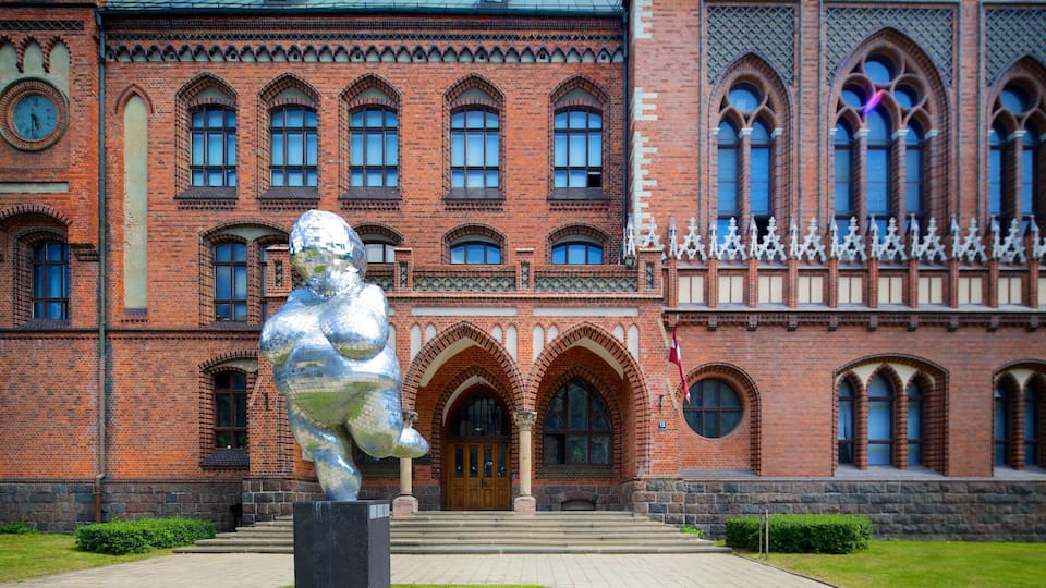 Latvian Art Museum which includes a statue or sculpture