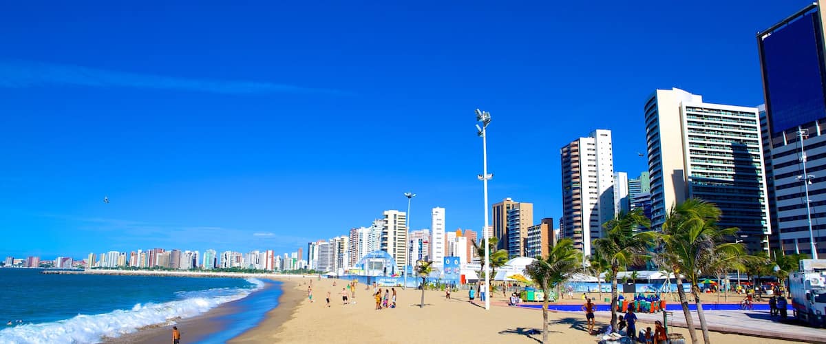 Fortaleza mostrando una playa y dfc