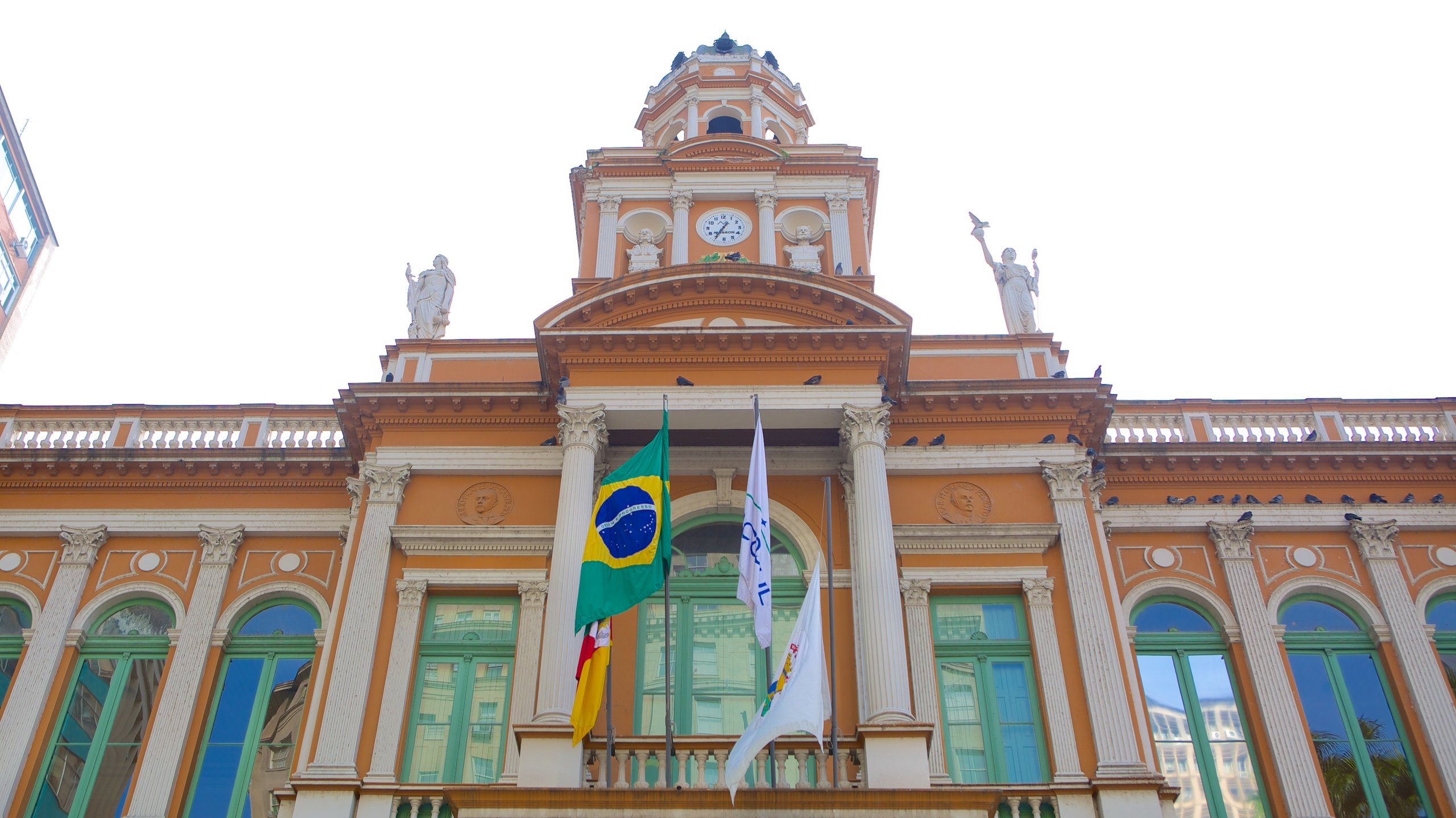 Porto Alegre som viser historiske bygningsværker