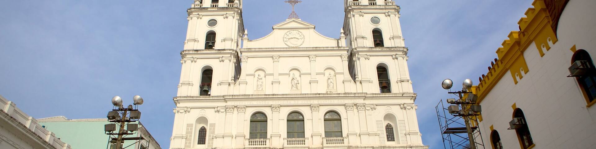 Porto Alegre which includes heritage architecture and a church or cathedral