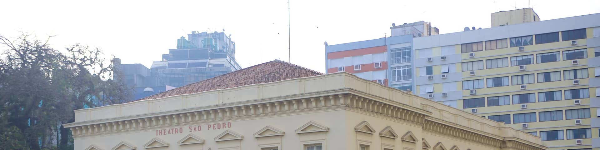 Porto Alegre showing street scenes and heritage architecture