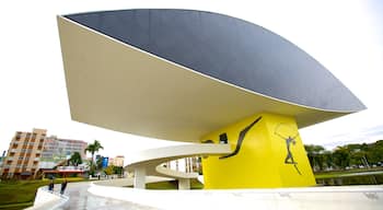 Oscar Niemeyer Museum featuring industrial elements, street scenes and cbd