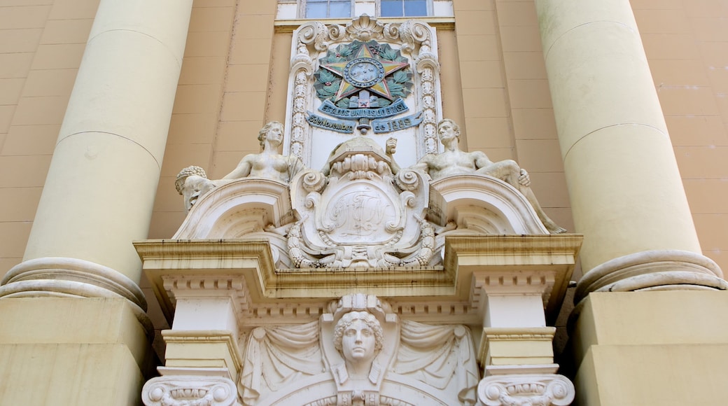 Rio Grande do Sul Museum of Art showing heritage architecture