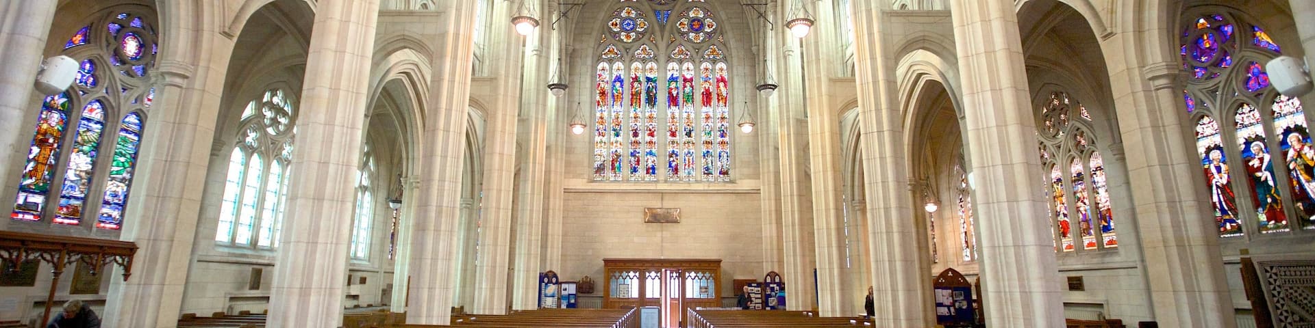 St. Paul\'s Cathedral featuring interior views, a church or cathedral and religious aspects