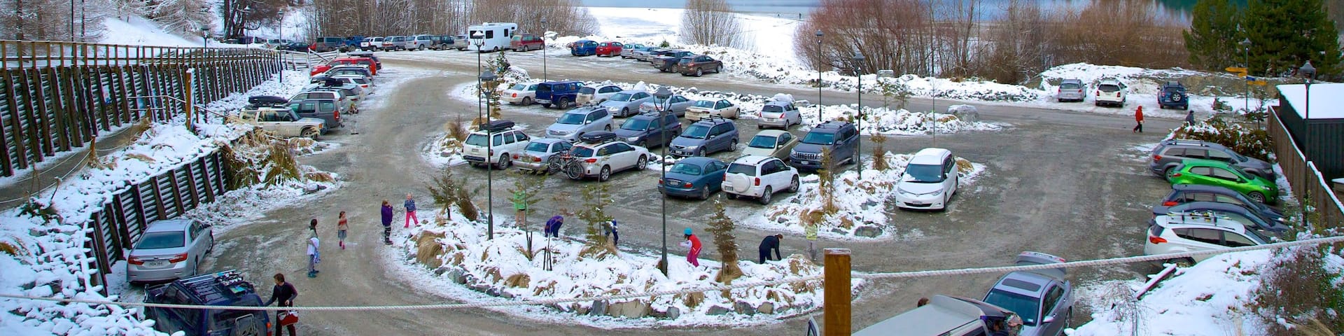 Tekapo Springs which includes snow and landscape views