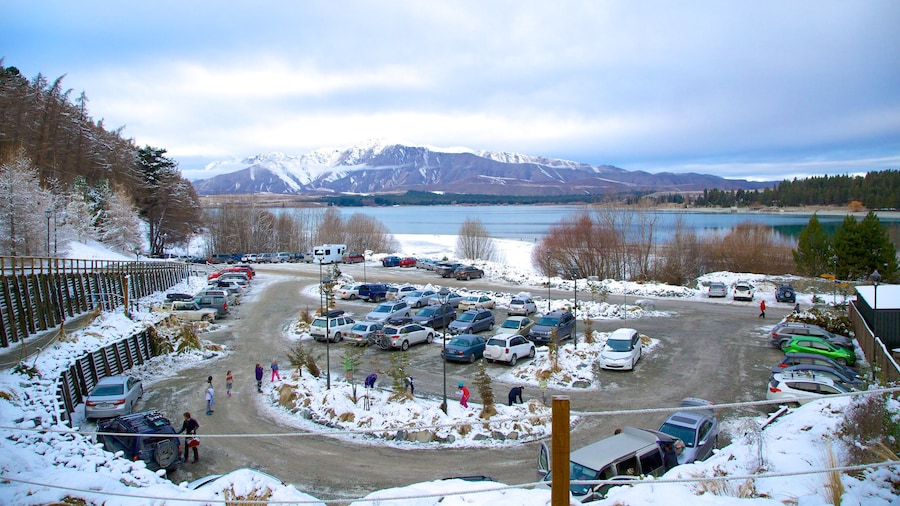 Tekapo Springs og byder på udsigt over landskaber og sne