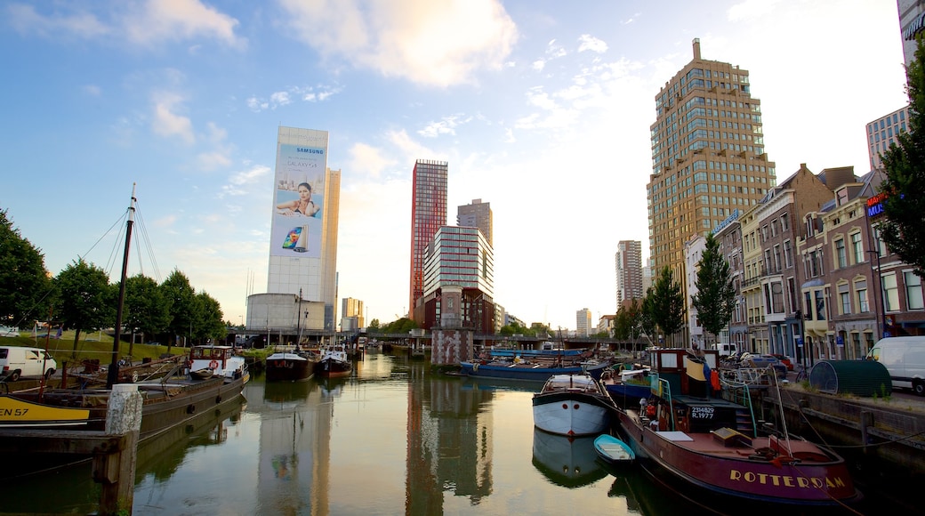 Rotterdam which includes boating, a city and a river or creek