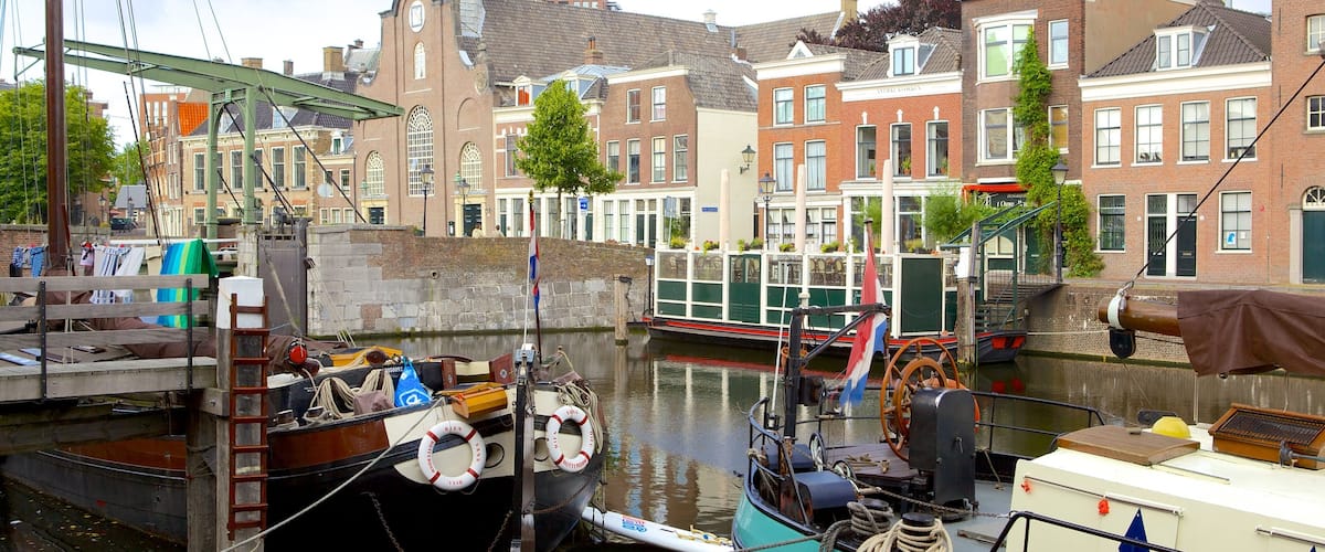Delfshaven which includes boating and a river or creek