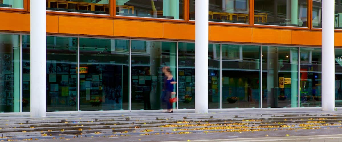 Centre Ceramique featuring street scenes and modern architecture