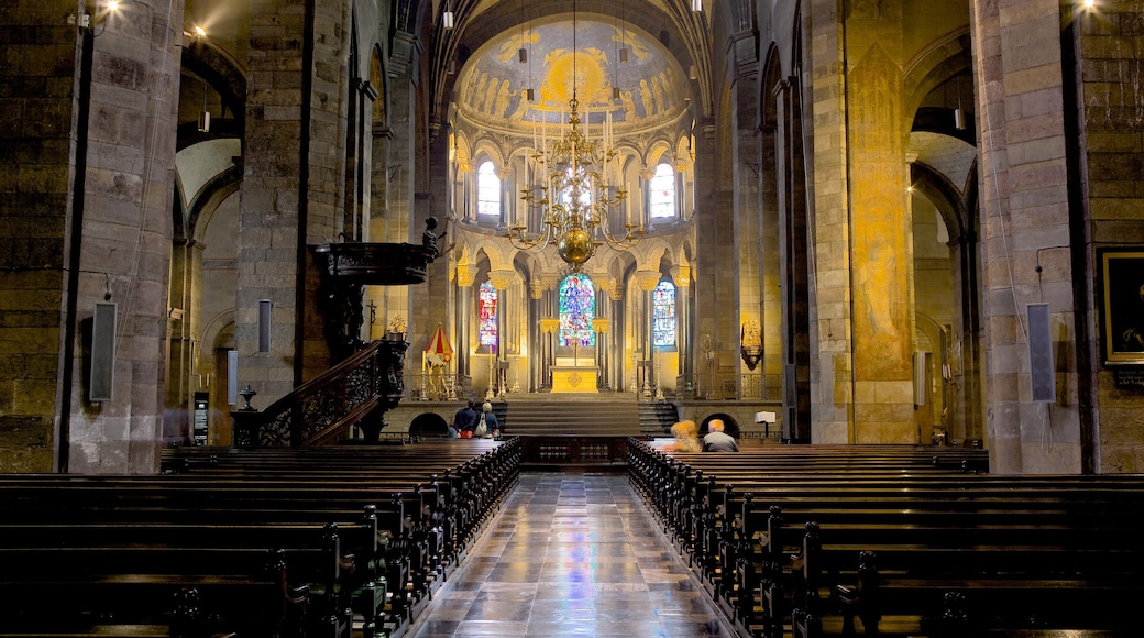 Basilica di Nostra Signora caratteristiche di vista interna, elementi religiosi e chiesa o cattedrale