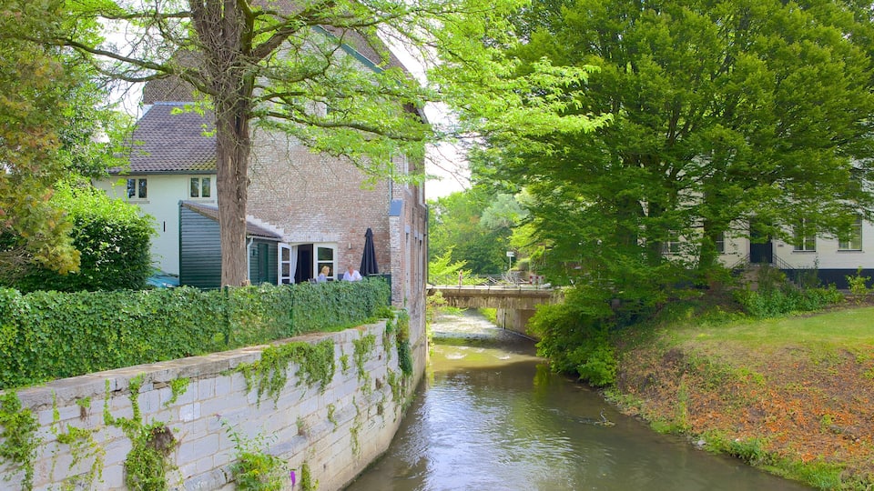 Helpoort showing a small town or village and a river or creek