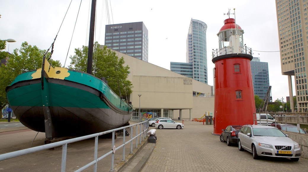 Maritime Museum mit einem Straßenszenen