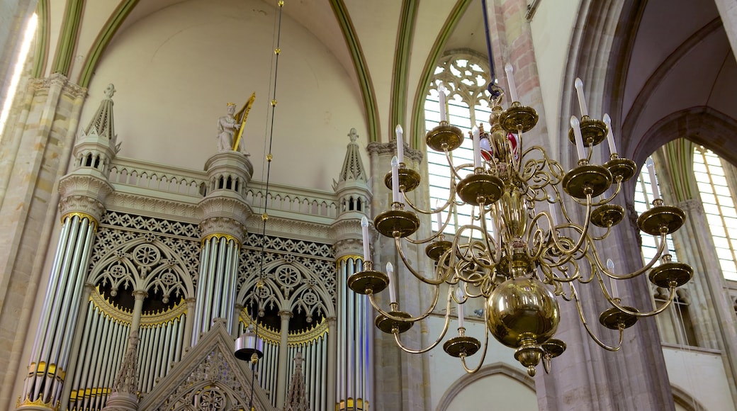 Domkerk mit einem religiöse Aspekte, Innenansichten und Kirche oder Kathedrale