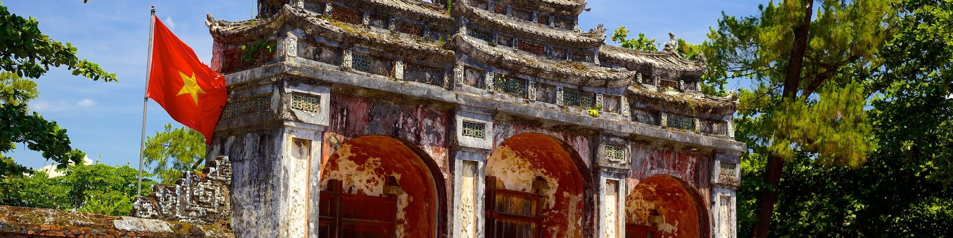 Tomb of Minh Mang featuring heritage elements