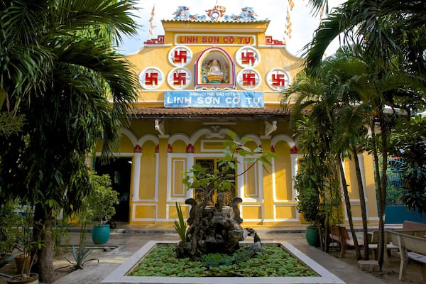Linh Son Co Tu フィーチャー 家屋