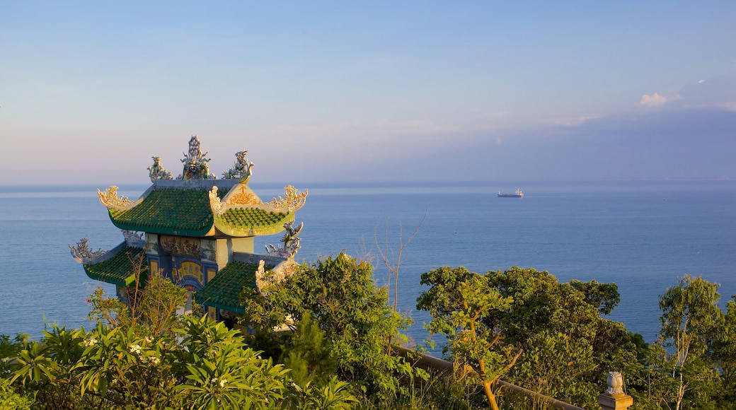 Son Tra Mountain featuring general coastal views and a temple or place of worship