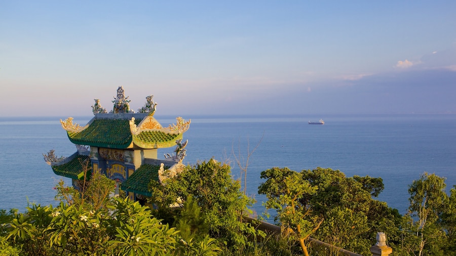 Son Tra Mountain showing a temple or place of worship and general coastal views