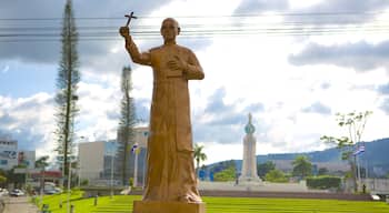 Monumento al Salvador del Mundo caratteristiche di centro, monumento e statua o scultura
