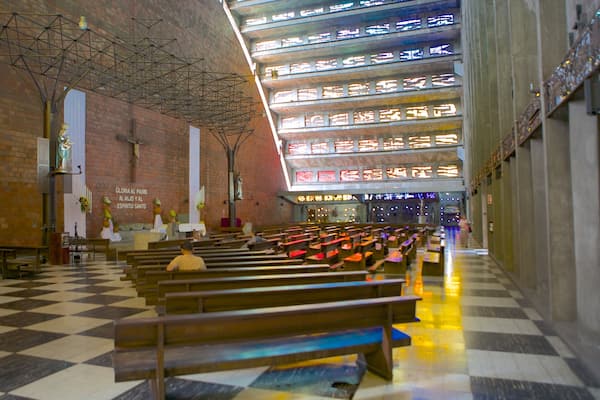 El Salvador which includes interior views, a church or cathedral and religious aspects