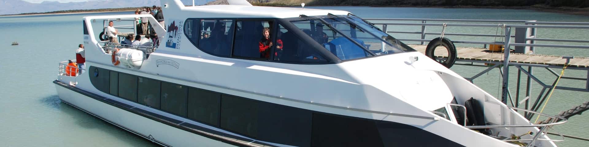 El Chalten featuring boating and general coastal views