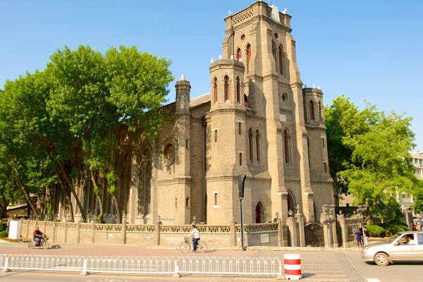 Wanghailou Church showing a church or cathedral and street scenes