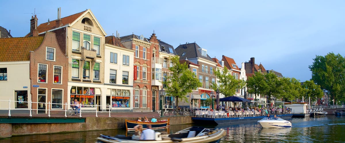 Beestenmarkt showing a river or creek, a coastal town and boating