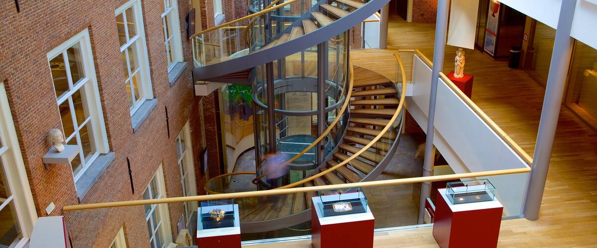 Rijksmuseum van Oudheden which includes modern architecture and interior views