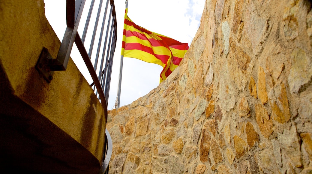 Château de Sant Joan montrant patrimoine architectural