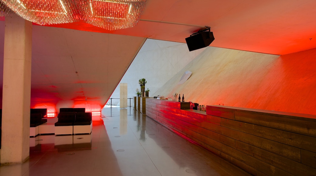 Casa da Musica showing interior views