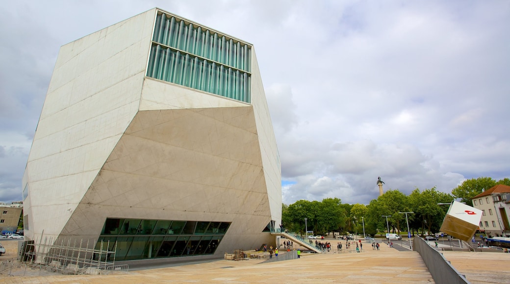 Casa da Musica cho thấy kiến trúc hiện đại và cảnh đường phố