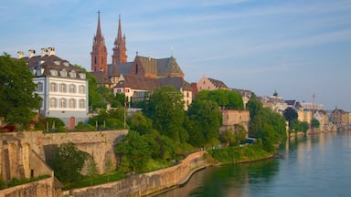 Basel presenterar en å eller flod och en stad