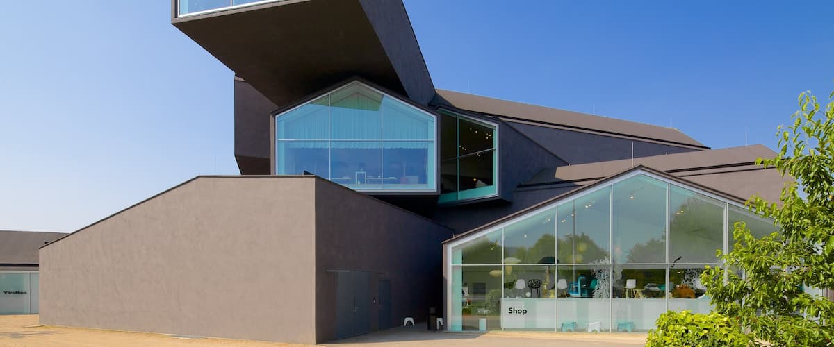 Basilea que incluye arquitectura moderna