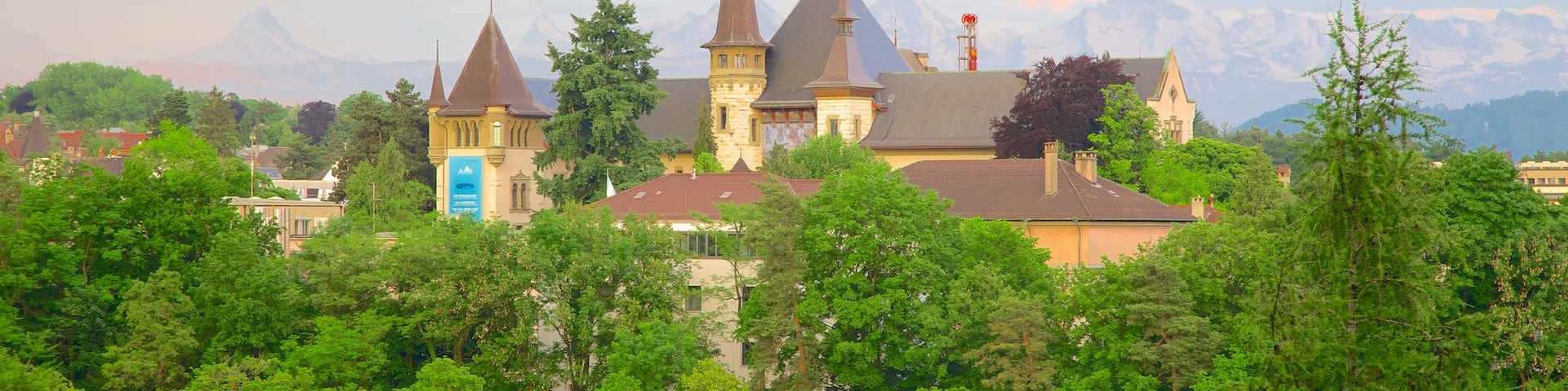 Bern Historical Museum featuring a small town or village