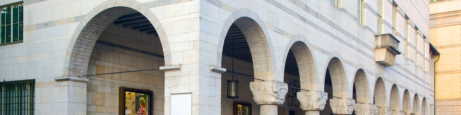 Basel Art Museum showing street scenes