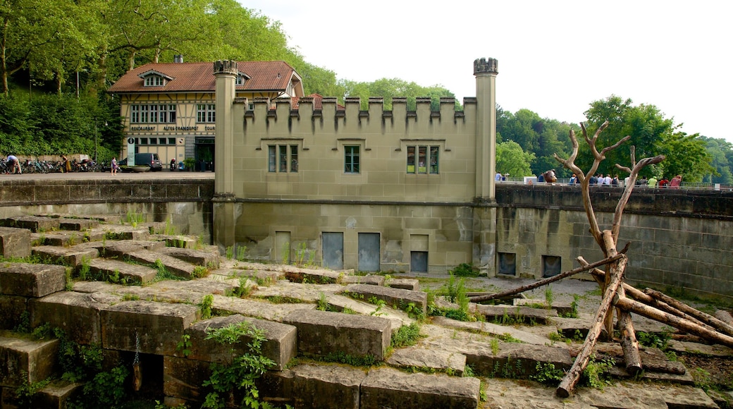 Bärengraben mit einem historische Architektur