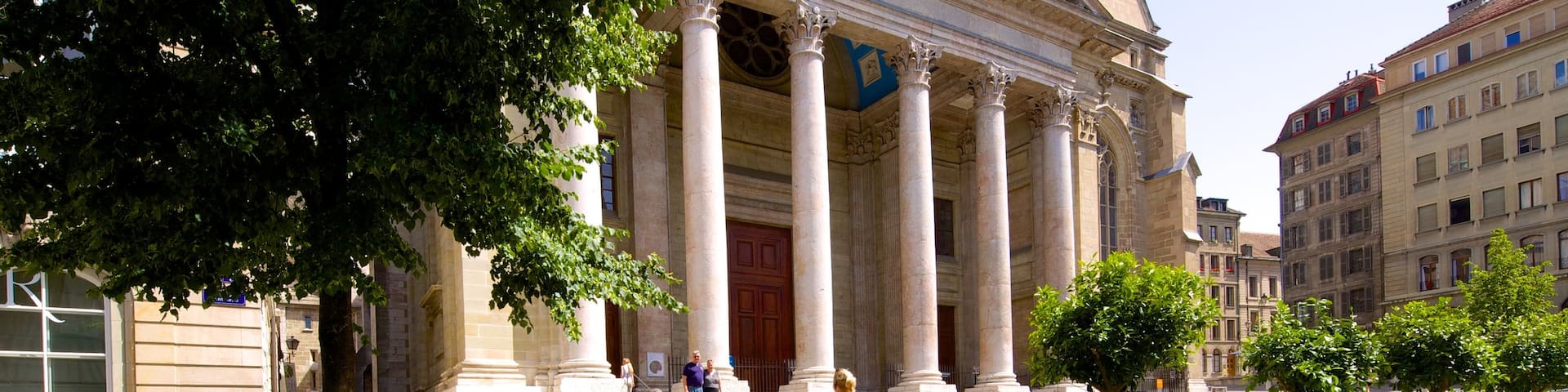 Saint-Pierre Cathedral featuring street scenes
