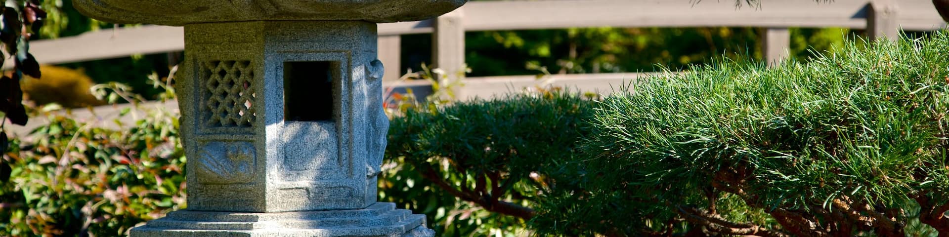 Kasugai Gardens which includes a park and outdoor art