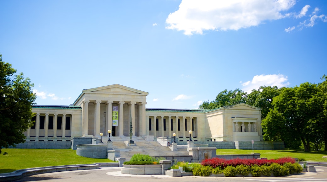 Delaware Park caracterizando um edifício administrativo e um jardim