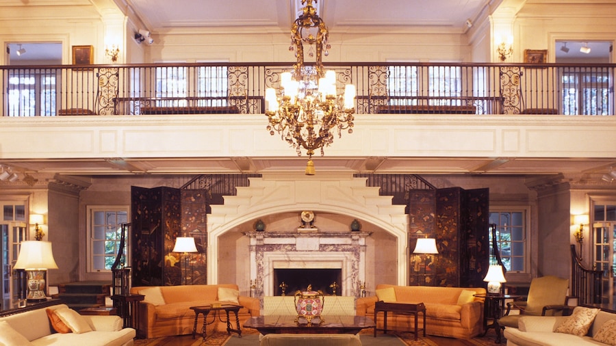 Winston - Salem featuring interior views, heritage elements and a house