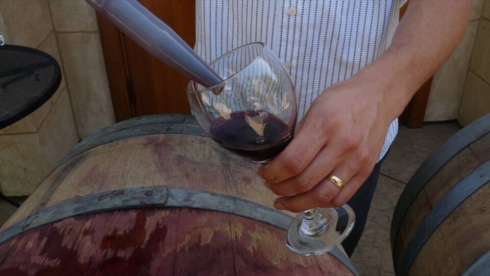 Fairfield featuring drinks or beverages