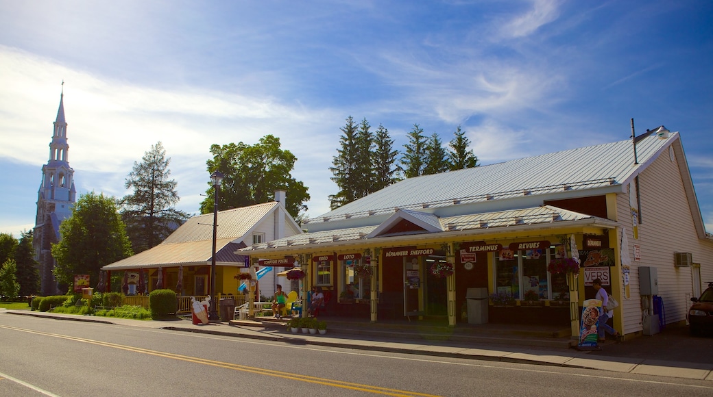 Bromont mettant en vedette scènes de rue