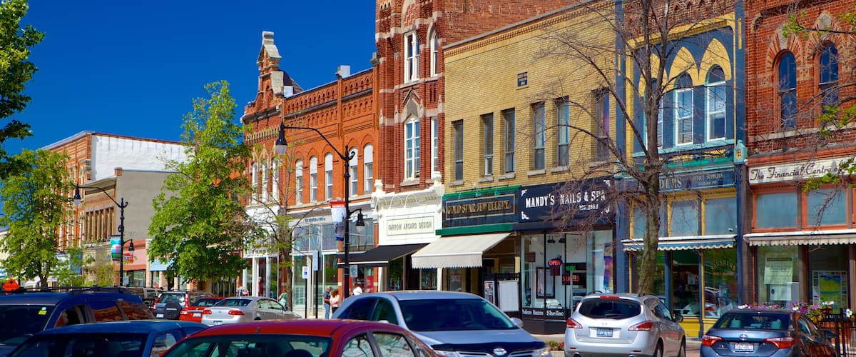 Collingwood que incluye arquitectura patrimonial, imágenes de calles y una pequeña ciudad o aldea