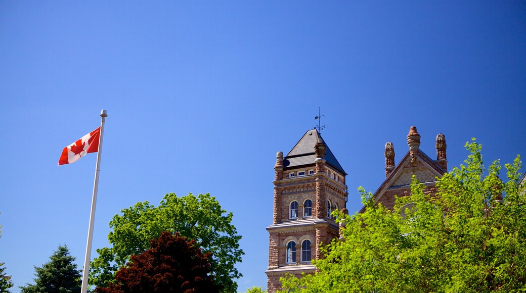 Woodstock que incluye patrimonio de arquitectura