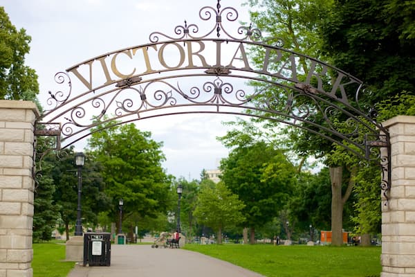 Victoria Park das einen Park und Beschilderung