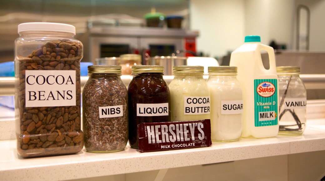 The Hershey Story Museum showing food and interior views