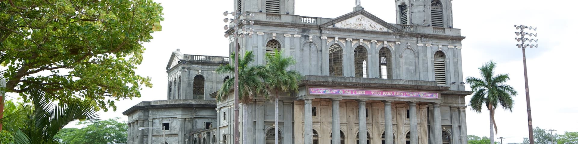 Managua Cathedral which includes religious elements, heritage architecture and a church or cathedral